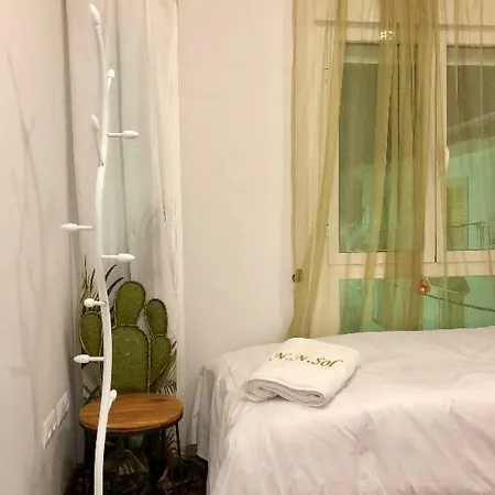 Beach Apartment *